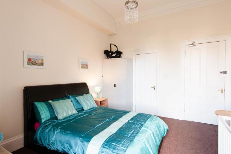 Edinburgh Central Roomz Aparthotel Eksteriør bilde